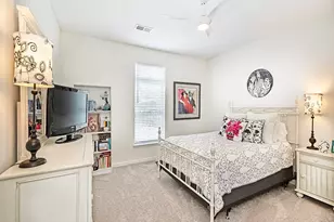 4243 Hawthorn Dr, South Park, PA 15129 - Photo 15