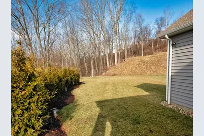 4243 Hawthorn Drive, South Park, PA 15129 - Photo 21