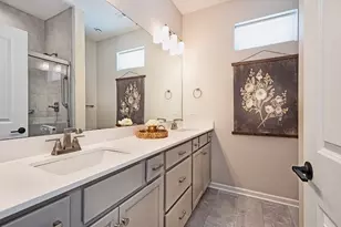 4243 Hawthorn Dr, South Park, PA 15129 - Photo 17