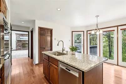 2561 Barnwood, Pittsburgh, PA 15090 - Photo 5