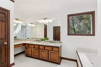 2561 Barnwood, Pittsburgh, PA 15090 - Photo 21