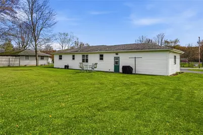 745 Robertson Road, Hermitage, PA 16148 - Photo 5