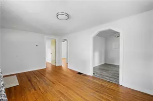 502 Buena Vista St, Canton Township, PA 15301 - Photo 9