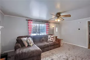 2011 Tony St, Shenango Township, PA 16101 - Photo 11