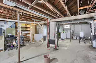 2011 Tony St, Shenango Township, PA 16101 - Photo 21