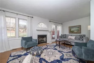 469 Cherryhill Dr, Cecil, PA 15017 - Photo 3