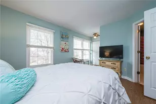 469 Cherryhill Dr, Cecil, PA 15017 - Photo 13