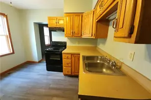 8 Elm St, Bessemer, PA 16112 - Photo 11