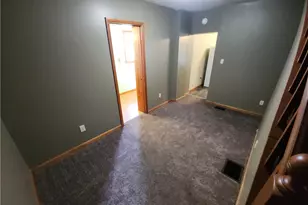 8 Elm St, Bessemer, PA 16112 - Photo 15