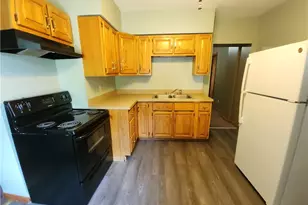 8 Elm St, Bessemer, PA 16112 - Photo 9