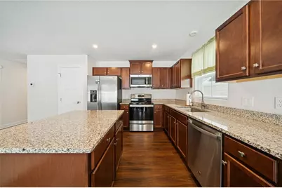 1021 Moria Ct, Penn Twp, PA 15623 - Photo 5