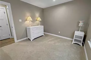 208 Mary Ln, Robinson Twp, PA 15108 - Photo 23