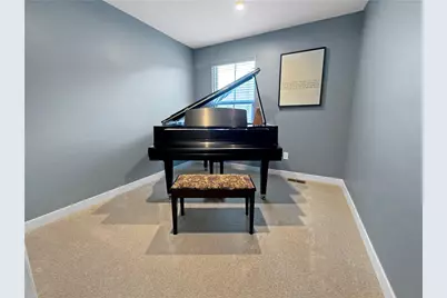 208 Mary Ln, Robinson Twp, PA 15108 - Photo 27