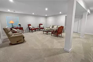 208 Mary Ln, Robinson Twp, PA 15108 - Photo 29