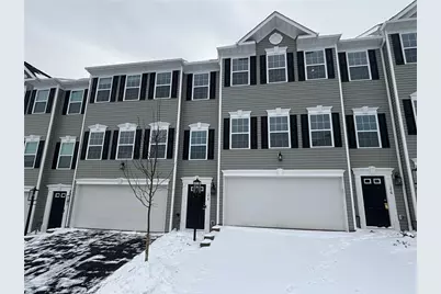 176 Lockheed Dr, Moon/Crescent Twp, PA 15108 - Photo 1