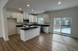 182 Lockheed Dr, Moon/Crescent Twp, PA 15108 - Photo 7