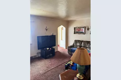 293 W Schwab, Munhall, PA 15120 - Photo 5