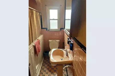 293 W Schwab, Munhall, PA 15120 - Photo 7