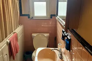 293 W Schwab, Munhall, PA 15120 - Photo 7