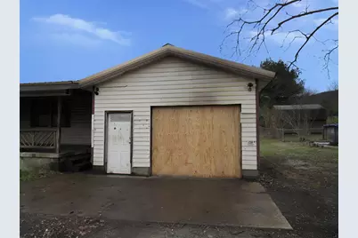 19 Washington Street, Wheatfield Township (East/West), PA 15949 - Photo 5