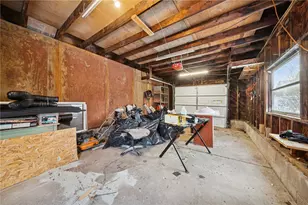 1002 N 3rd St, Jeannette, PA 15644 - Photo 31