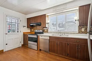 1002 N 3rd St, Jeannette, PA 15644 - Photo 11