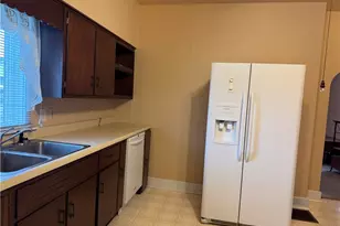 1224 W High St, Derry Township, PA 15620 - Photo 5