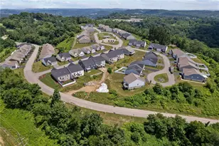 285 Olivia Dr, Pittsburgh, PA 15068 - Photo 5