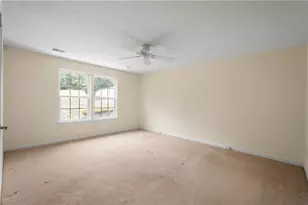 205 Maple Ridge Dr, Cecil, PA 15317 - Photo 25