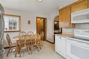 134 4th St, Ellwood City, PA 16117 - Photo 11