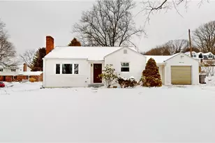 820 Sunset Dr, Center Township, PA 16001 - Photo 1