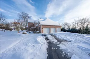 6004 Mason Dr, Unity Township, PA 15601 - Photo 3