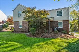 2117 Berkshire Dr, Monroeville, PA 15146 - Photo 43
