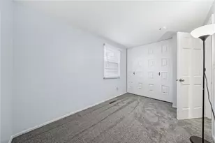 2117 Berkshire Dr, Monroeville, PA 15146 - Photo 31