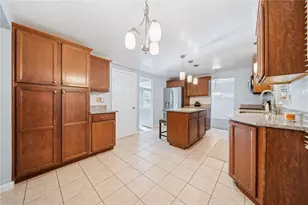 2117 Berkshire Dr, Monroeville, PA 15146 - Photo 11