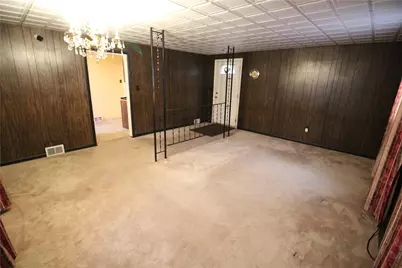 645 Illinois Ave, Pittsburgh, PA 15221 - Photo 7