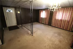 645 Illinois Ave, Pittsburgh, PA 15221 - Photo 5