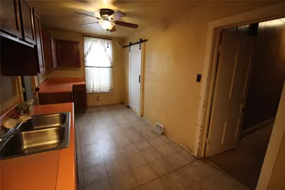 645 Illinois Ave, Pittsburgh, PA 15221 - Photo 11