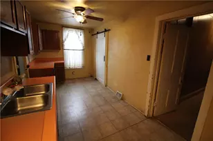 645 Illinois Ave, Pittsburgh, PA 15221 - Photo 11