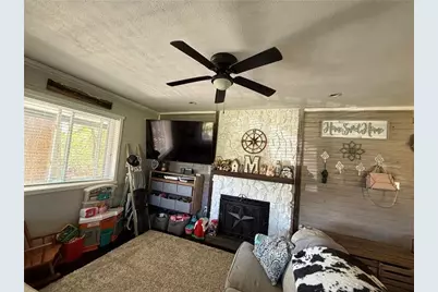 691 Cottage Grv, Wilmington Township, PA 16105 - Photo 5