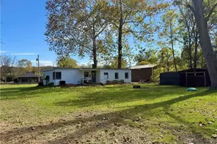 691 Cottage Grove, Wilmington Township, PA 16105 - Photo 19