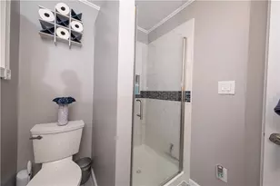 306 Chicago Ave, Elizabeth Township-Boro, PA 15037 - Photo 19