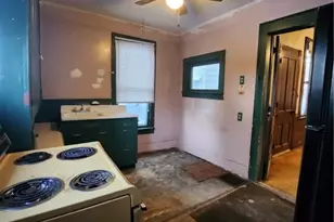 88 Elm Ave, Sharon, PA 16146 - Photo 5