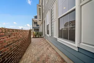 330 Highbridge Ln, Cranberry Township, PA 16066 - Photo 5