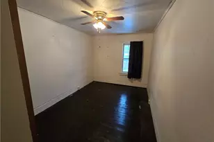 322 Chestnut St, Vandergrift, PA 15690 - Photo 5