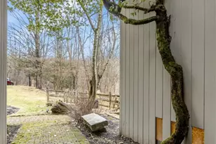 112 Wynnwood Dr, Pittsburgh, PA 15215 - Photo 5