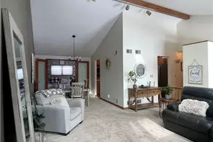 427 Deer Park Dr, Jefferson Hills, PA 15025 - Photo 5