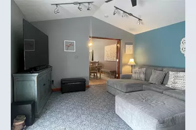 427 Deer Park Dr, Jefferson Hills, PA 15025 - Photo 9