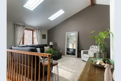 427 Deer Park Dr, Jefferson Hills, PA 15025 - Photo 3