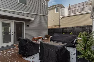 6035 St Marie St, Pittsburgh, PA 15206 - Photo 7